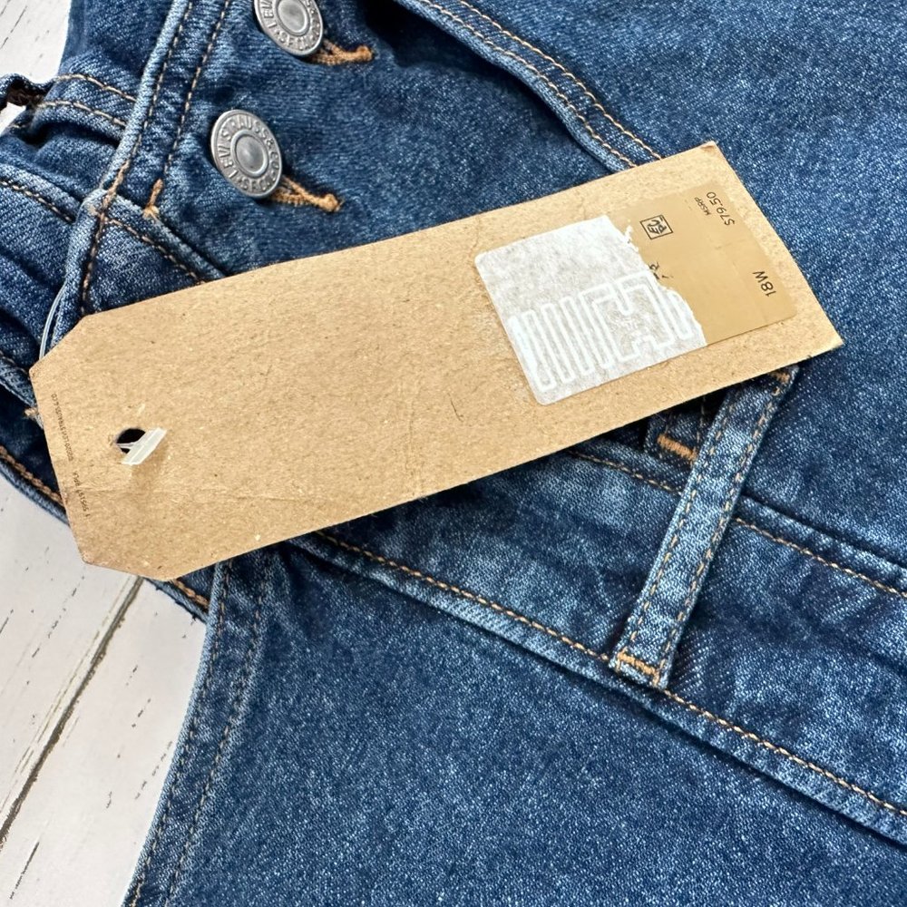 Women's Levi's Plus Size Denim Overalls - Size 18W - Picture 9 of 16